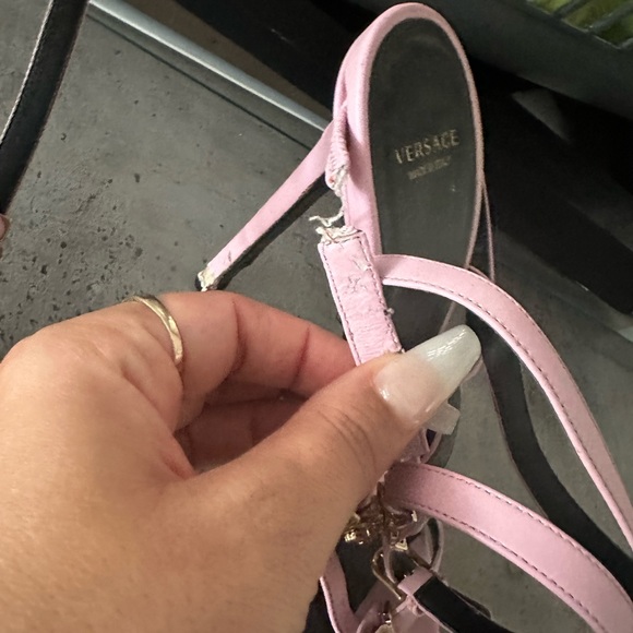 Pink Versace heels - Picture 3 of 3